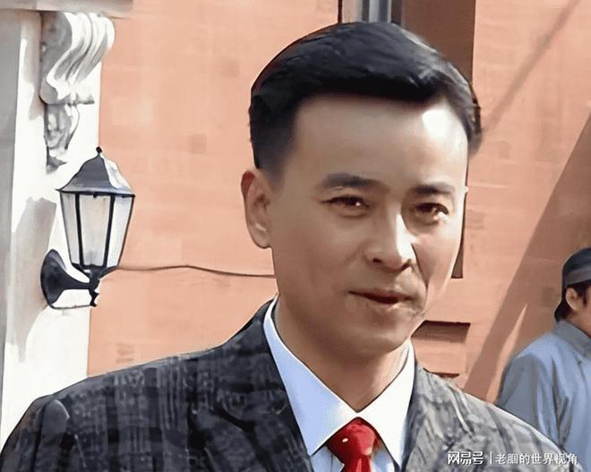 恩愛十幾年難抵殘酷現(xiàn)實(shí)？羅鋼娶小23歲郝蕾年齡差原來不算坎(圖11)