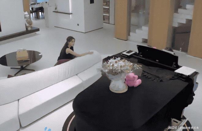 恩愛十幾年難抵殘酷現(xiàn)實(shí)？羅鋼娶小23歲郝蕾年齡差原來不算坎(圖17)