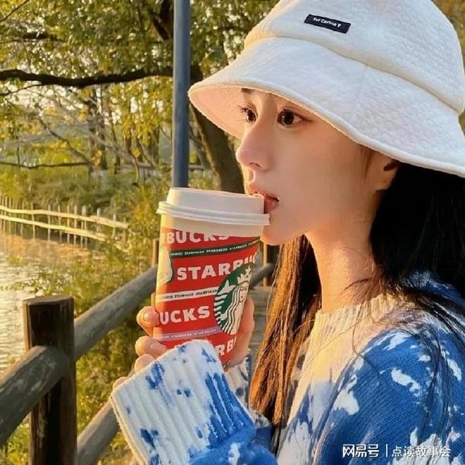 老公撈我實(shí)驗(yàn)魚給白月光知道那是治他遺傳病的解藥他求我救他(圖1)